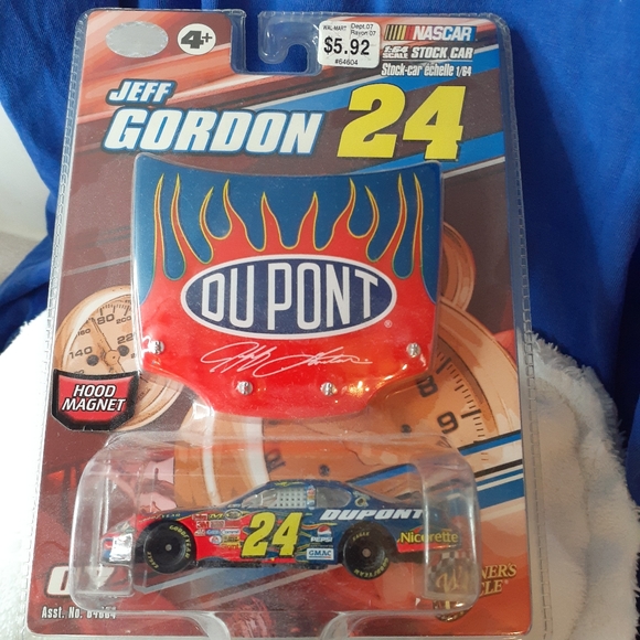 Nascar Jeff Gordon Winner's Circle #24 Die Cast w/ Hood 🧲 $12.50🇨🇦 Shipping - Picture 11 of 14